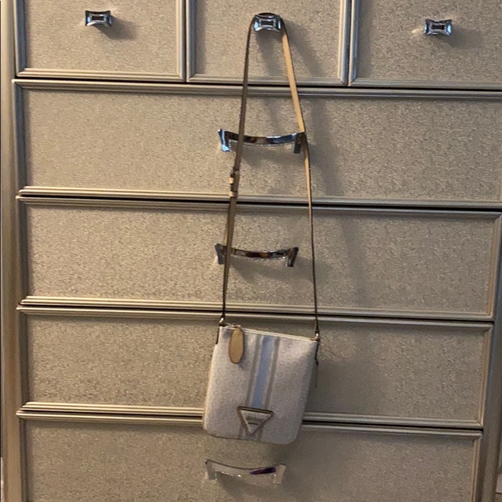Guess crossbody